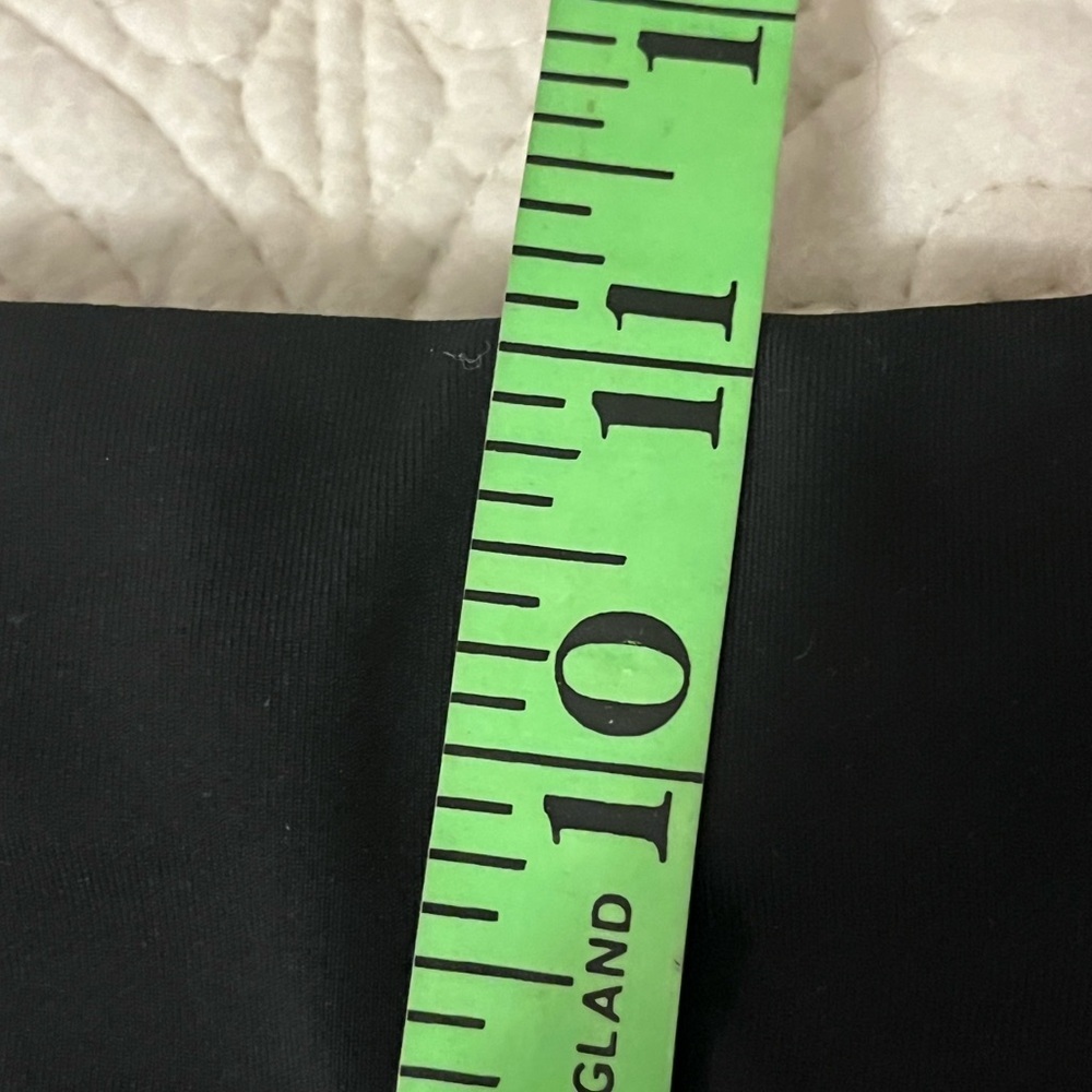 Lululemon Speed Up Swift  Print 4” Shorts, Frozen Flourish, size 10 - Picture 6 of 8